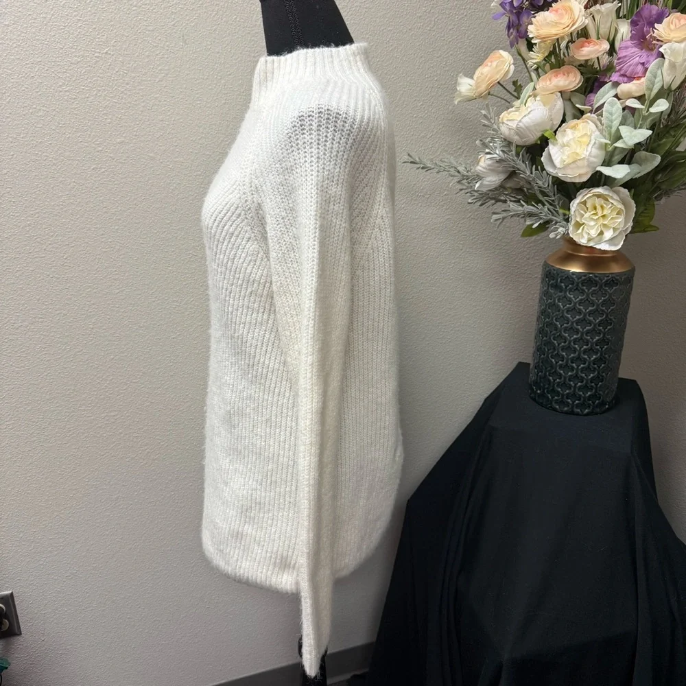 Liz Claiborne Cream Mock Neck Sweater L | Soft Rib Knit Cozy Winter Pullover - Picture 2 of 7